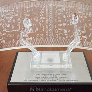 Nanolumens Crystal Nixel™ Awards Presented to QMS Media and Neurilink!