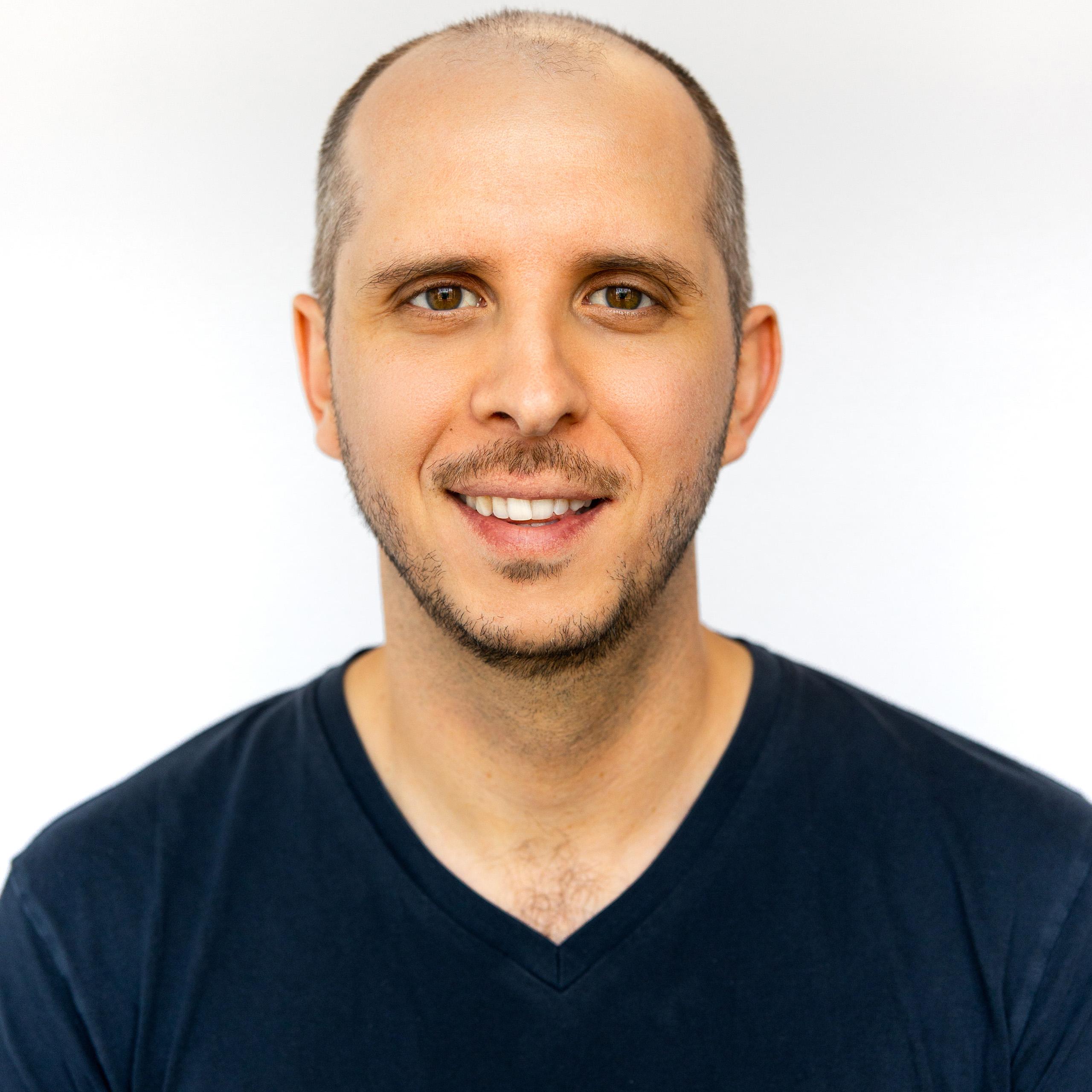 Alexandre Simionescu - Float4