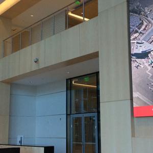 Marrying LED Display with Beacons: Understanding the Customer