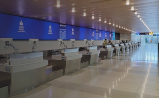 Nanolumens Eases Airport Experiences with Preconfigured Digital Signage Solutions